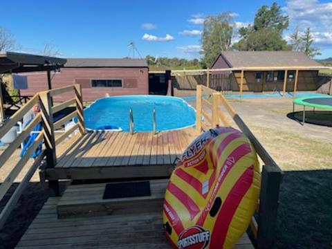 Motel Oasis & 4*